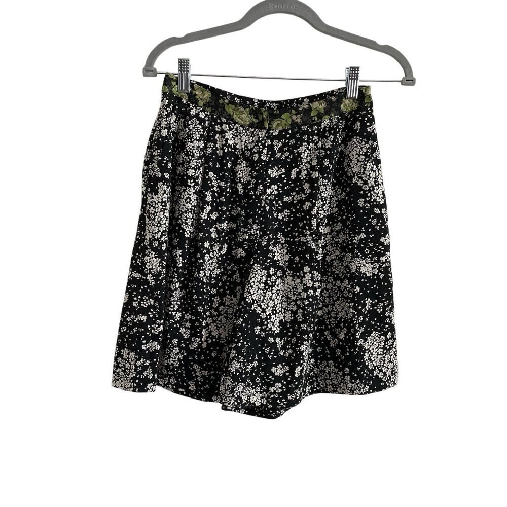 Topshop Women SZ 6 Black/White Microfloral Pocketed Zip Up Pleated Front Shorts